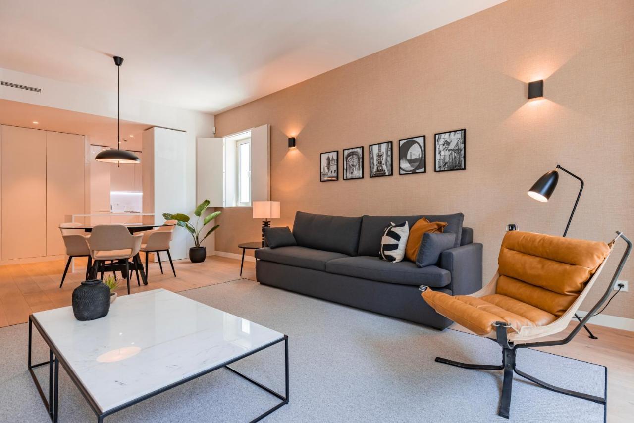 Liberdade Elegance W/Rooftop Pool By Lovelystay Lisbon Bagian luar foto