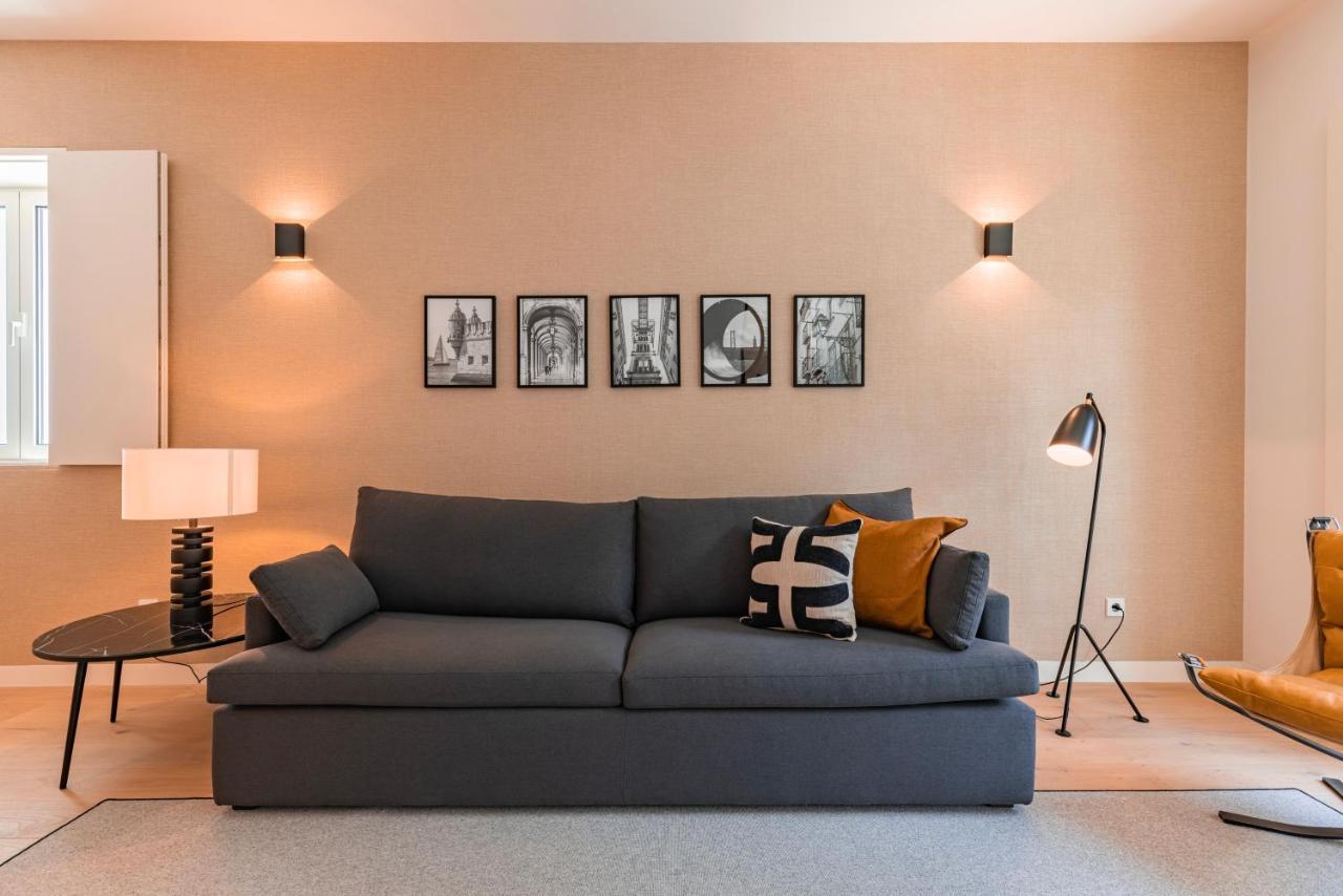 Liberdade Elegance W/Rooftop Pool By Lovelystay Lisbon Bagian luar foto